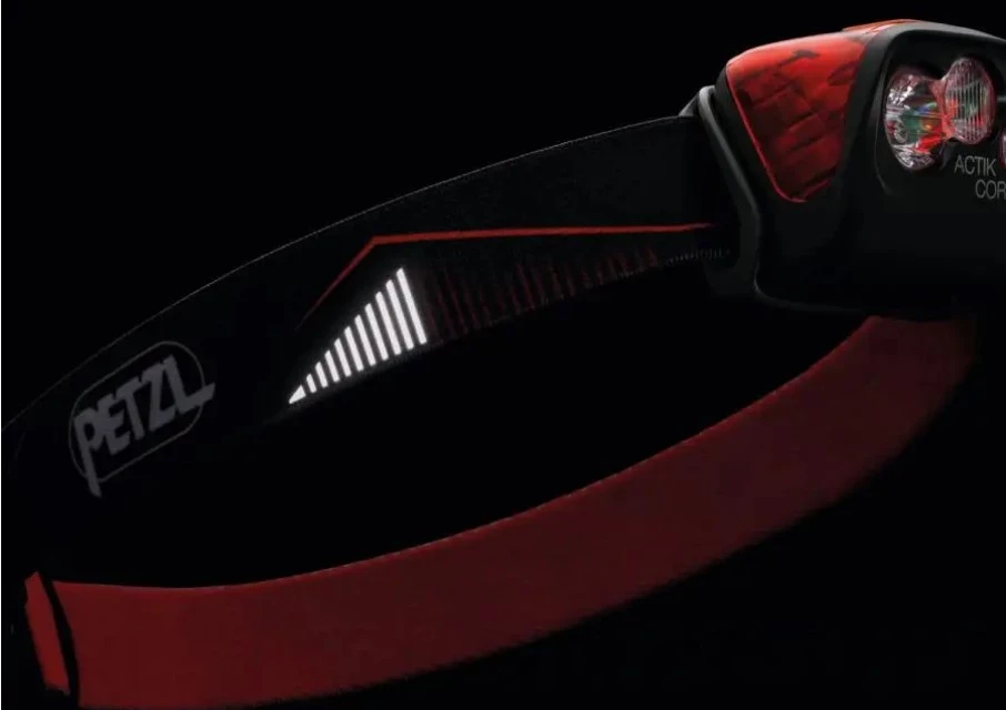 Налобний ліхтар Petzl ACTIK CORE black
